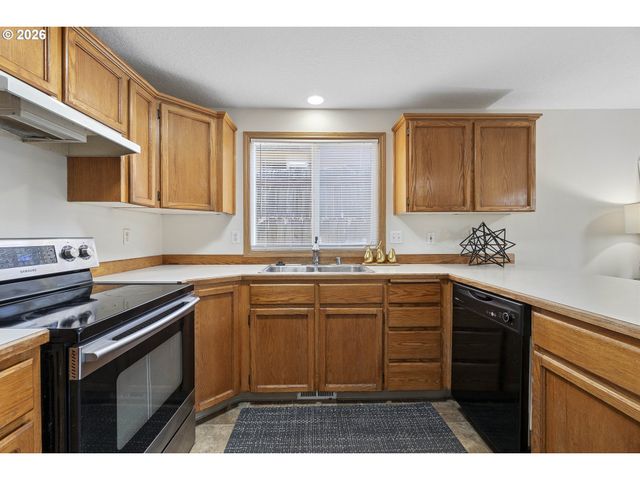 7216 Ne 14TH Ct, Vancouver, WA 98665