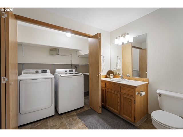 7216 Ne 14TH Ct, Vancouver, WA 98665