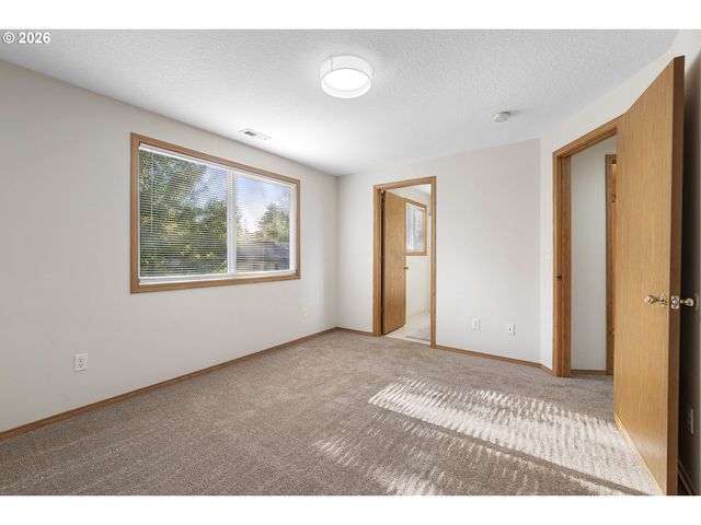 7216 Ne 14TH Ct, Vancouver, WA 98665