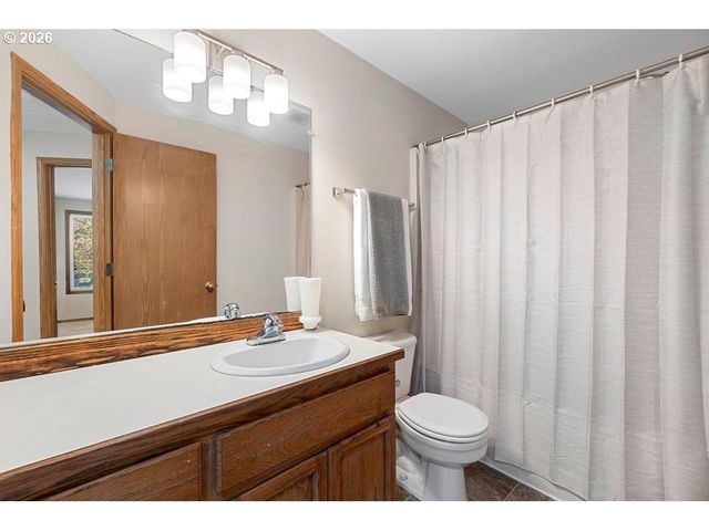 7216 Ne 14TH Ct, Vancouver, WA 98665
