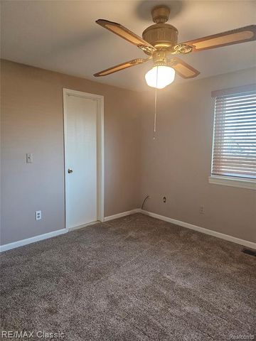 31205 Leelane Street, Farmington Hills, MI 48336