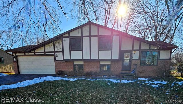 31205 Leelane Street, Farmington Hills, MI 48336