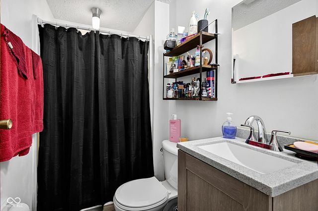 8815 Gumwood Court, Indianapolis, IN 46234