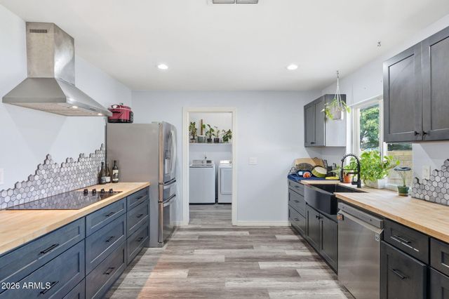 646 S 37TH Street, Mesa, AZ 85206