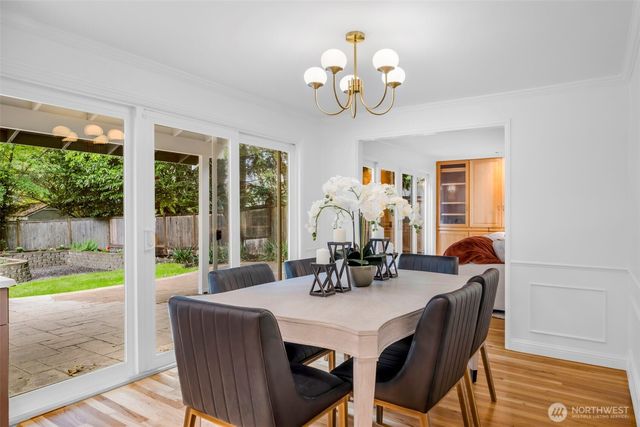 7928 SE 76th Street, Mercer Island, WA 98040