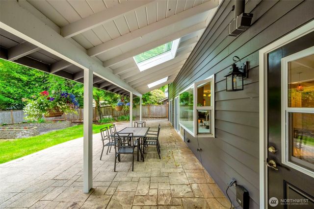7928 SE 76th Street, Mercer Island, WA 98040