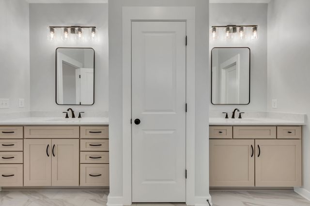 198 Creekside Dr, Lewisburg, TN 37091