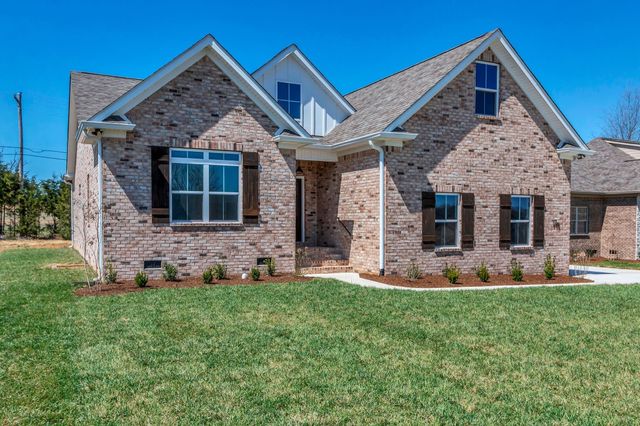 198 Creekside Dr, Lewisburg, TN 37091