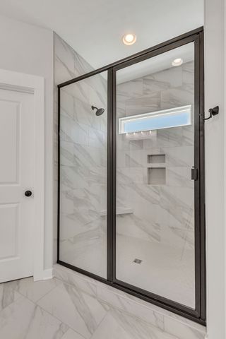 198 Creekside Dr, Lewisburg, TN 37091