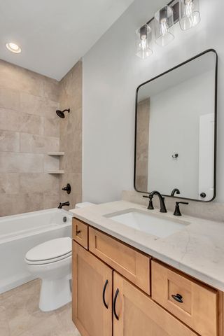 198 Creekside Dr, Lewisburg, TN 37091