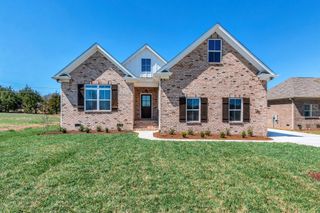 198 Creekside Dr, Lewisburg, TN 37091