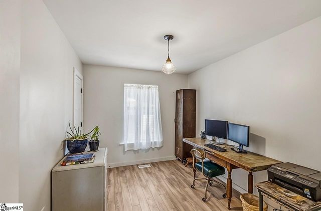 455 Aiken Chapel Road, Taylors, SC 29687
