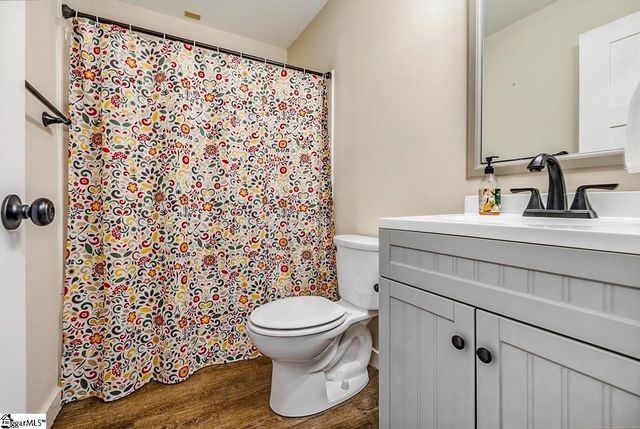 455 Aiken Chapel Road, Taylors, SC 29687