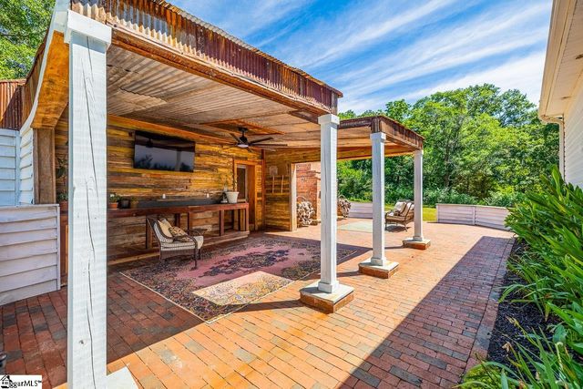 455 Aiken Chapel Road, Taylors, SC 29687