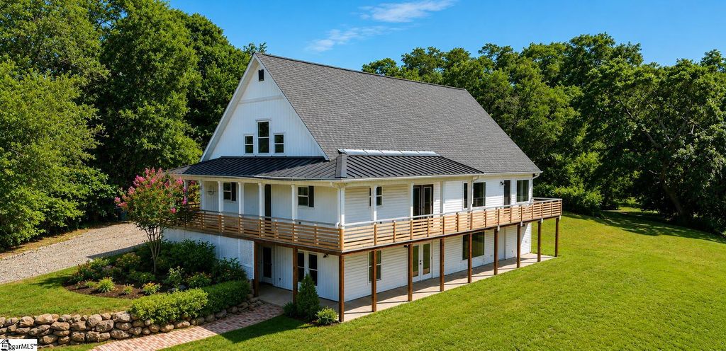 455 Aiken Chapel Road, Taylors, SC 29687