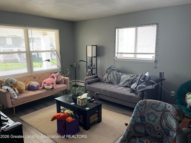 914 N Pine Street, Lansing, MI 48906