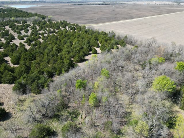 999-2 CR3805, Bailey, TX 75413