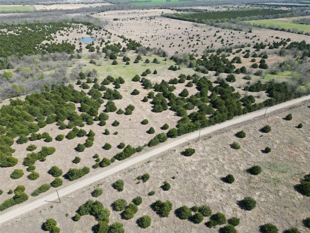 999-2 CR3805, Bailey, TX 75413