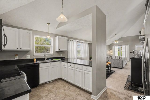 4573 Butler Avenue, Omaha, NE 68104