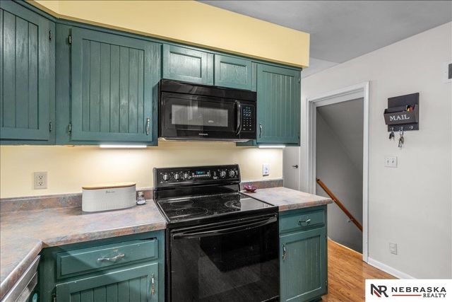 1734 S 41st Street, Lincoln, NE 68506