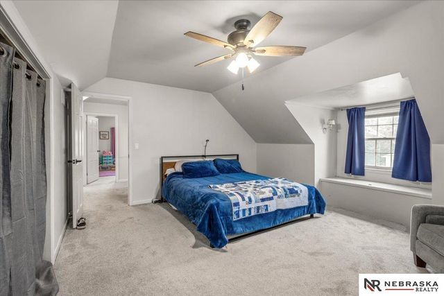 1734 S 41st Street, Lincoln, NE 68506
