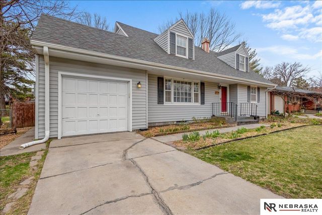1734 S 41st Street, Lincoln, NE 68506