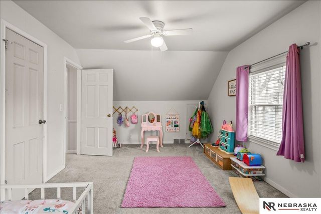 1734 S 41st Street, Lincoln, NE 68506