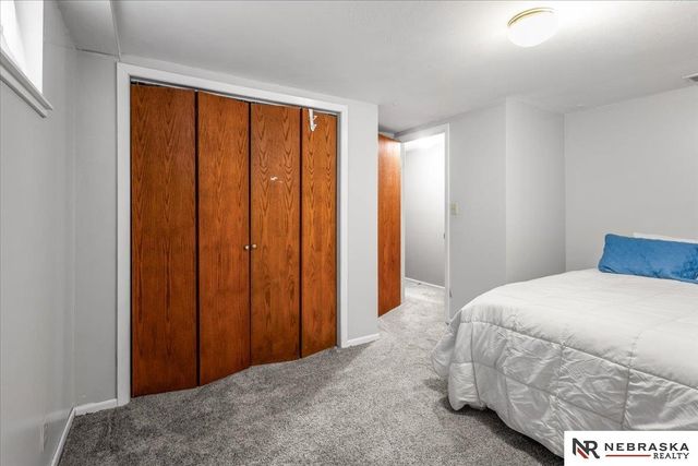 1734 S 41st Street, Lincoln, NE 68506