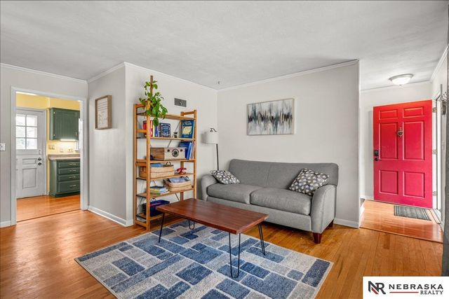 1734 S 41st Street, Lincoln, NE 68506