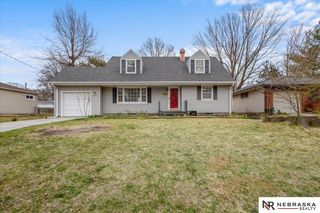 1734 S 41st Street, Lincoln, NE 68506