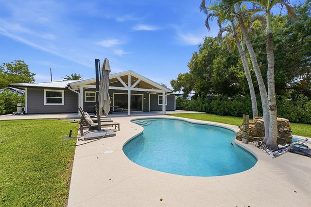 1409 SW Ibis Street, Palm City, FL 34990