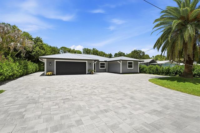 1409 SW Ibis Street, Palm City, FL 34990