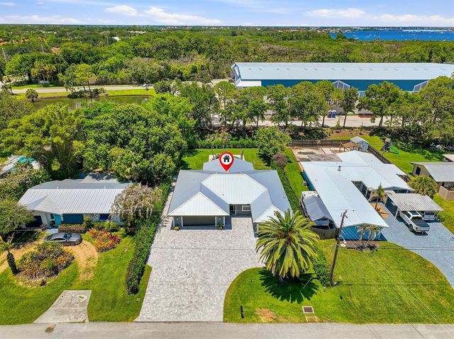 1409 SW Ibis Street, Palm City, FL 34990