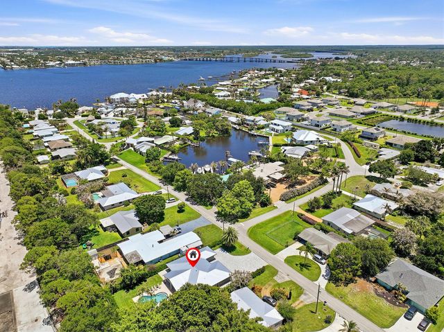 1409 SW Ibis Street, Palm City, FL 34990