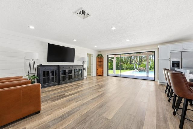 1409 SW Ibis Street, Palm City, FL 34990