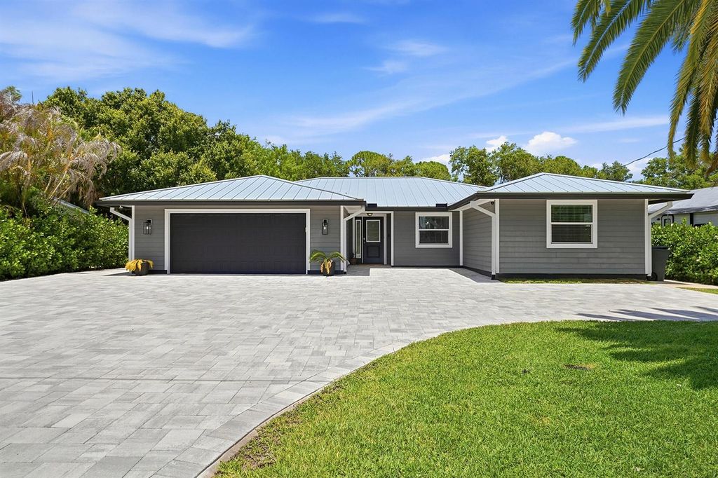 1409 SW Ibis Street, Palm City, FL 34990