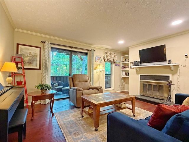 1508 Woodcliff Drive, Sandy Springs, GA 30350