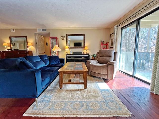 1508 Woodcliff Drive, Sandy Springs, GA 30350