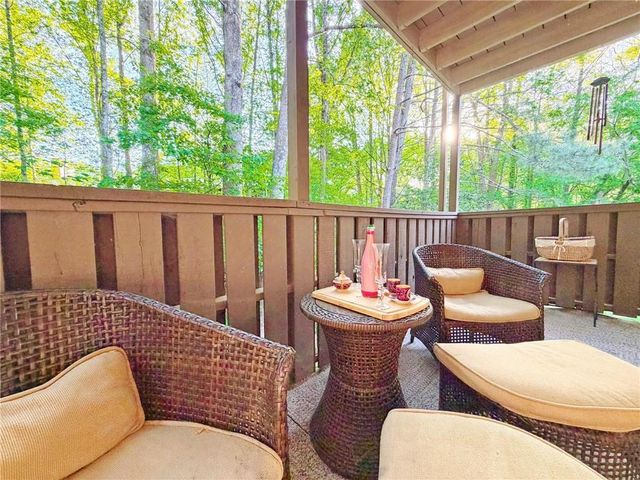 1508 Woodcliff Drive, Sandy Springs, GA 30350
