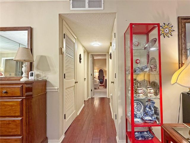 1508 Woodcliff Drive, Sandy Springs, GA 30350