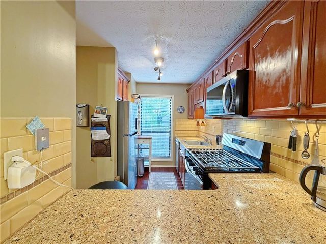 1508 Woodcliff Drive, Sandy Springs, GA 30350