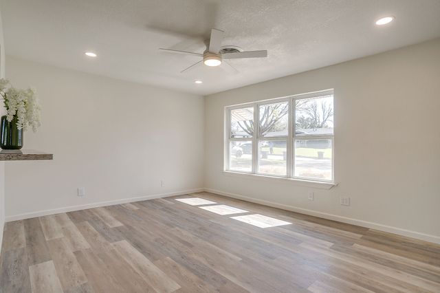 5312 Waits Avenue, Fort Worth, TX 76133