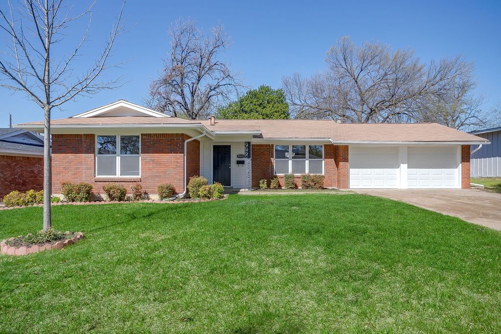 5312 Waits Avenue, Fort Worth, TX 76133