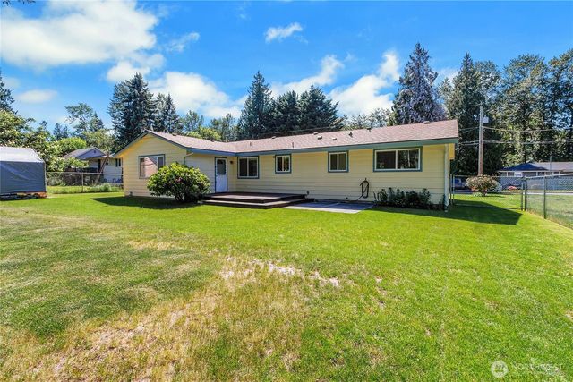32226 39th Avenue S, Federal Way, WA 98001
