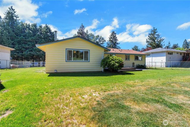 32226 39th Avenue S, Federal Way, WA 98001
