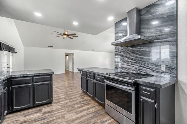 30833 Pennyroyal Lane, Prather, CA 93651