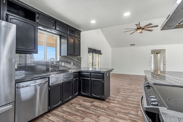 30833 Pennyroyal Lane, Prather, CA 93651