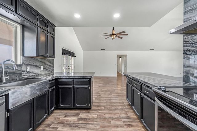 30833 Pennyroyal Lane, Prather, CA 93651