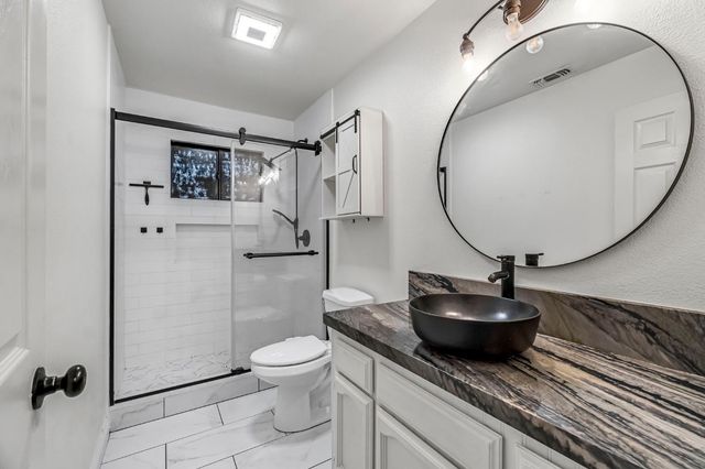 30833 Pennyroyal Lane, Prather, CA 93651