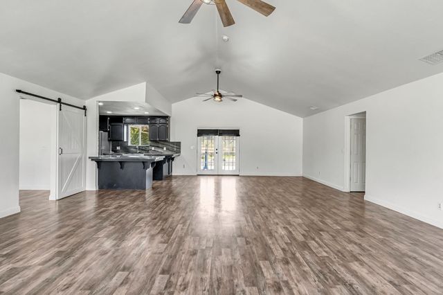 30833 Pennyroyal Lane, Prather, CA 93651